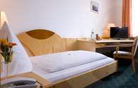 Einzelzimmer im Hotel Am Paulusbogen in Passau (Die Zimmer im Hotel Am Paulusbogen sind mit vielen Annehmlichkeiten ausgestattet, so dass die Gäste sich fast wie zuhause fühlen können.)